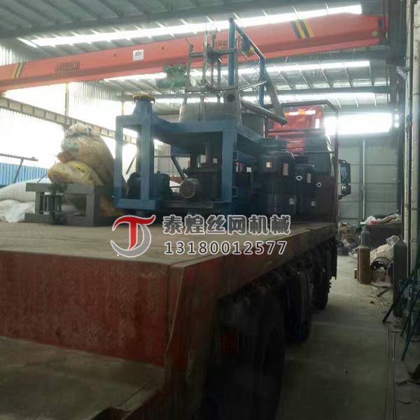 山西運(yùn)城單罐拔絲機(jī)裝車發(fā)貨